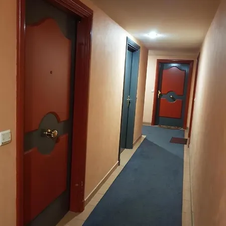 Super Avec Piscine A 60 M De La Appartamento