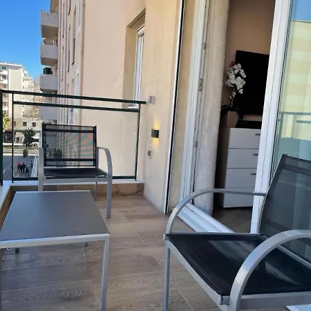 Appartamento Super Avec Piscine A 60 M De La Nizza